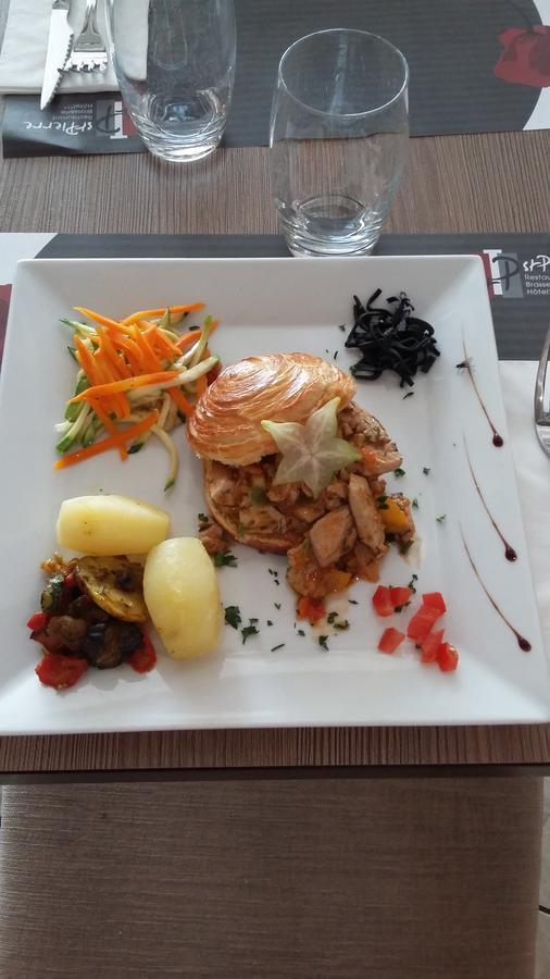 פונטרליה Hotel Saint-Pierre מראה חיצוני תמונה